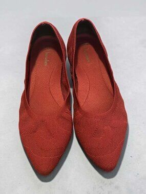 Burudani flats - size 7 - Wine Color - Gently preowned